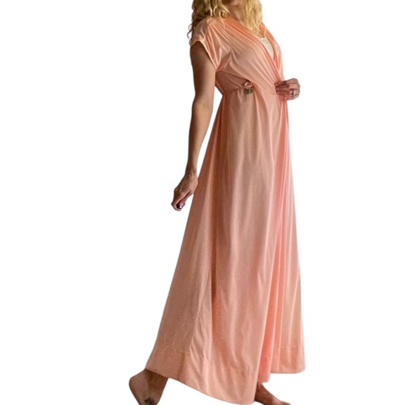 Vintage peach robe Sears The Fashion Place - Picture 1 of 8